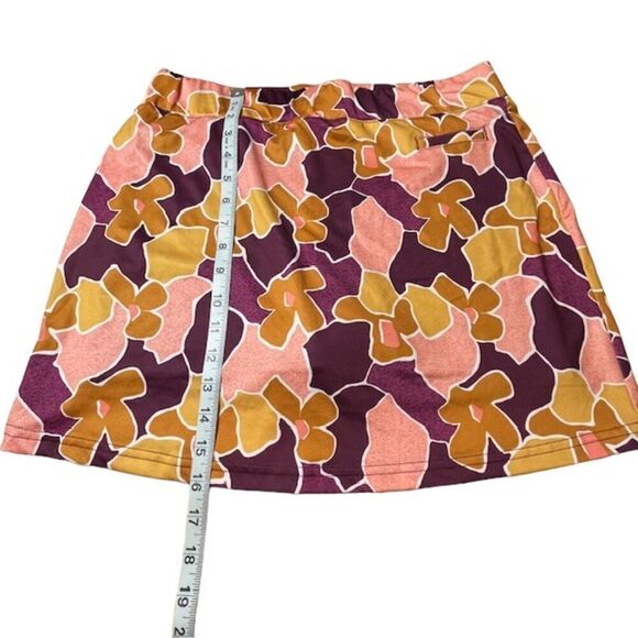 Pebble Beach Women's Mod Print Floral Skort Burgundy, Pink, Gold Size Medium - Picture 5 of 9